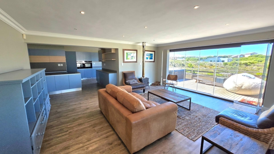 4 Bedroom Property for Sale in Kleinbaai Western Cape